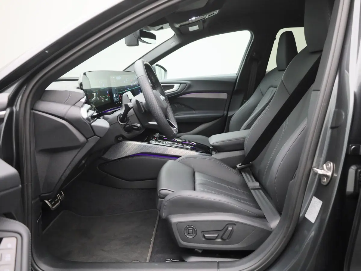 Avant 2.0 quattro S edition Competition 367 PK |