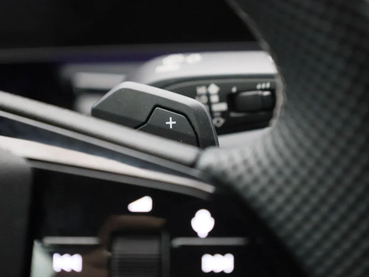 Avant 2.0 quattro S edition Competition 367 PK |