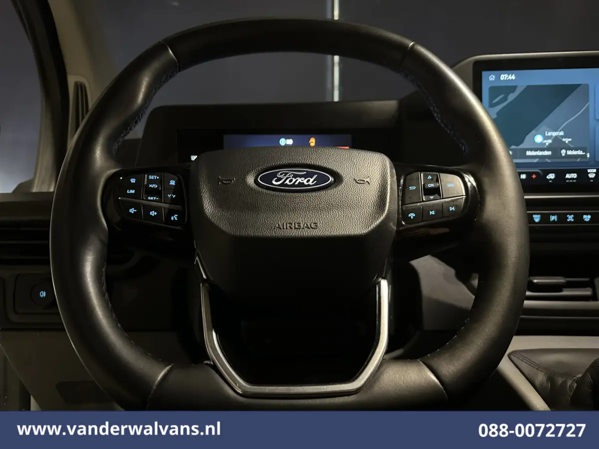2.0 TDCI 136pk L2H1 Euro6 Airco | Camera | Navigatie | Apple Carplay | LED | Cruisecontrol Android Auto, Stoelverwarming, Verwarmde voorruit, Verwarmbare Spiegels, Parkeersensoren, Bijrijder