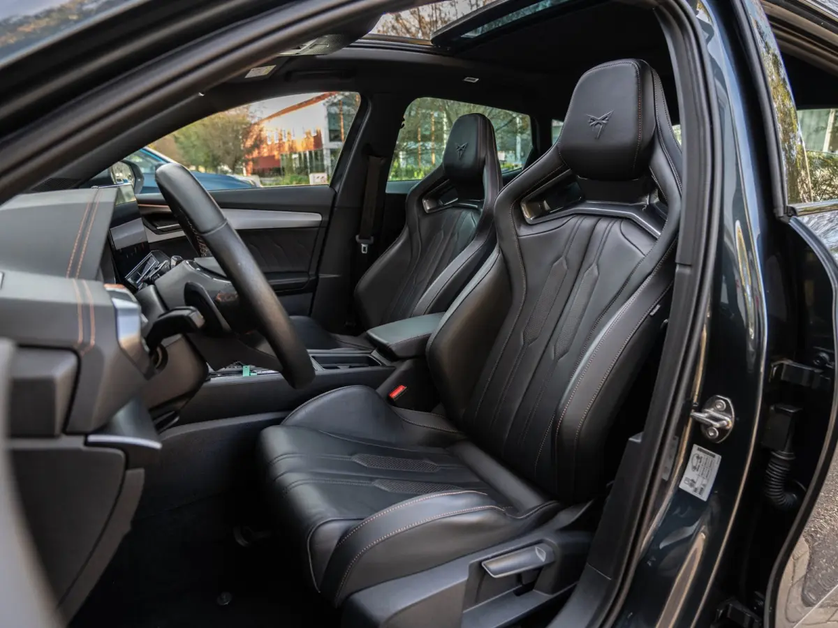 1.4 e-Hybrid VZ Copper Edition Pano/Schaalstoelen/Camera