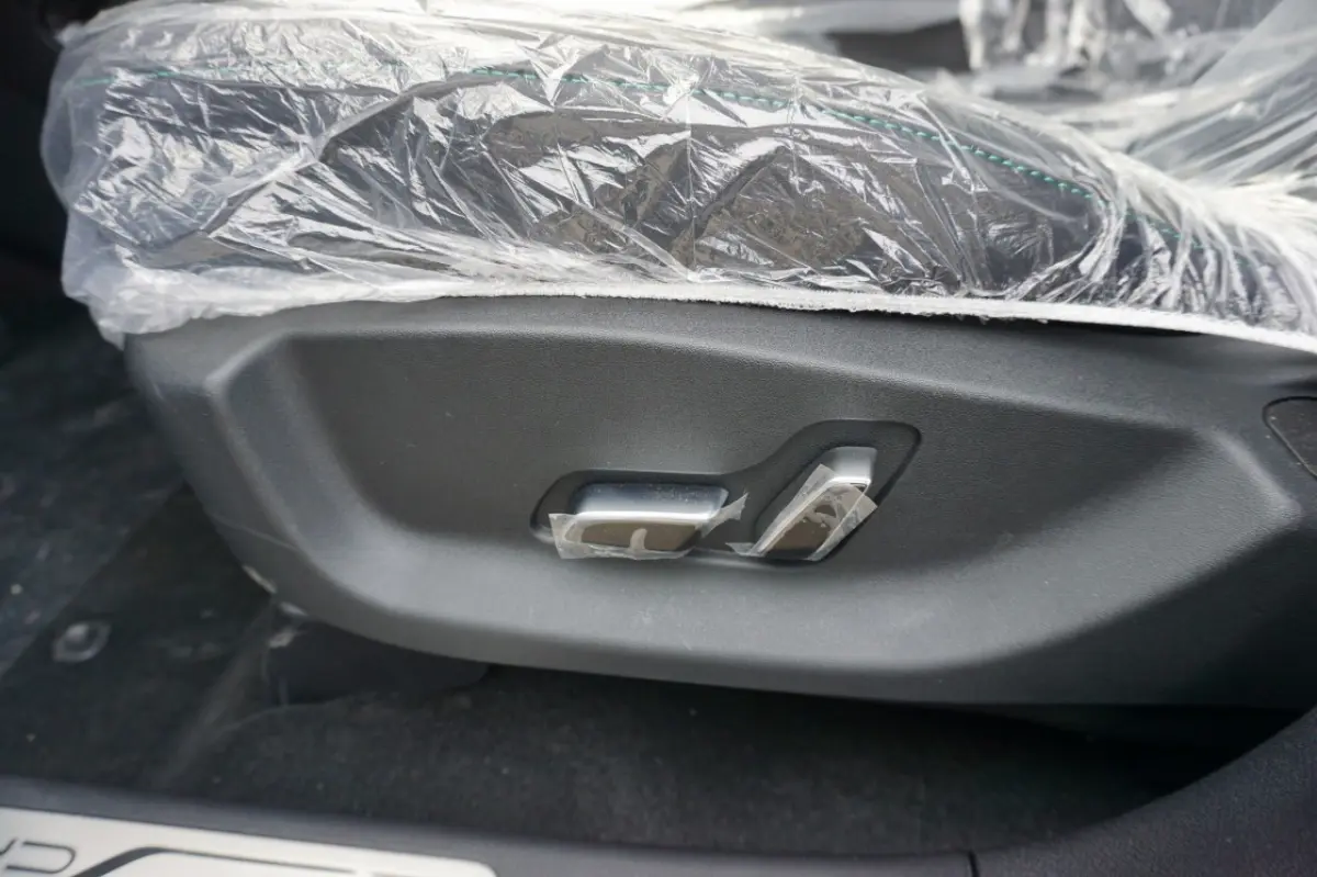 1.5 DM-i FWD Boost Plug in Hybrid Panaramadak VOL=OPTIES