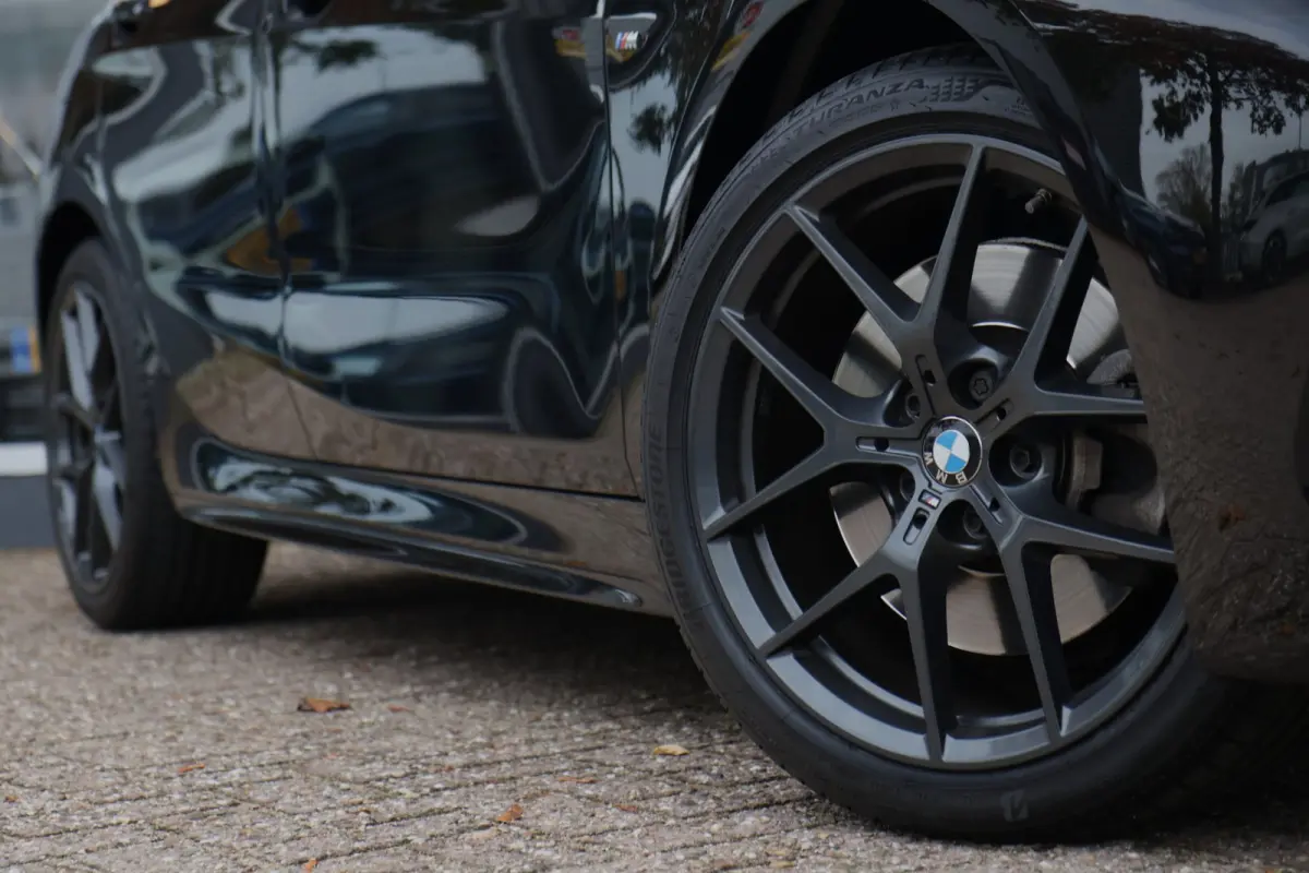 120i High Executive M-sport NL Auto Dealer Onderhouden