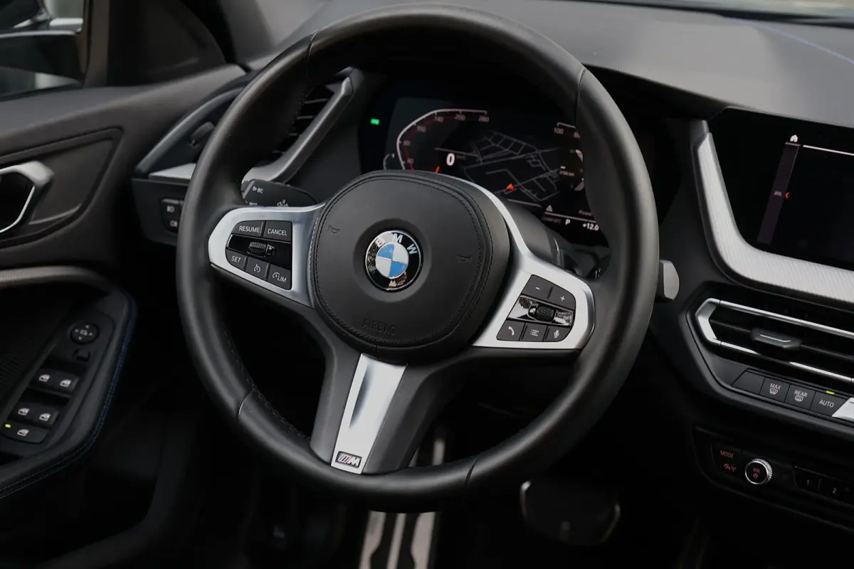 120i High Executive M-sport NL Auto Dealer Onderhouden