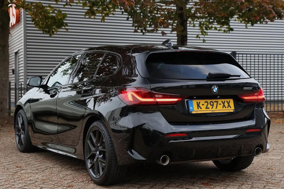 120i High Executive M-sport NL Auto Dealer Onderhouden