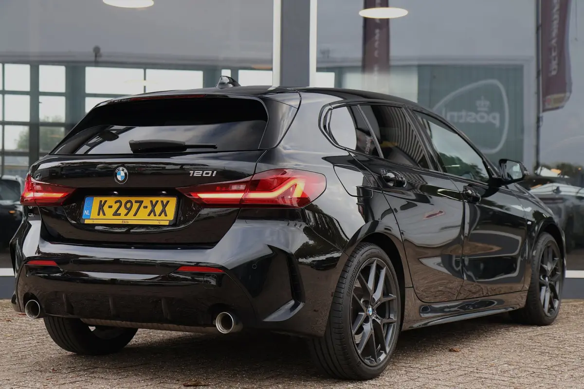 120i High Executive M-sport NL Auto Dealer Onderhouden
