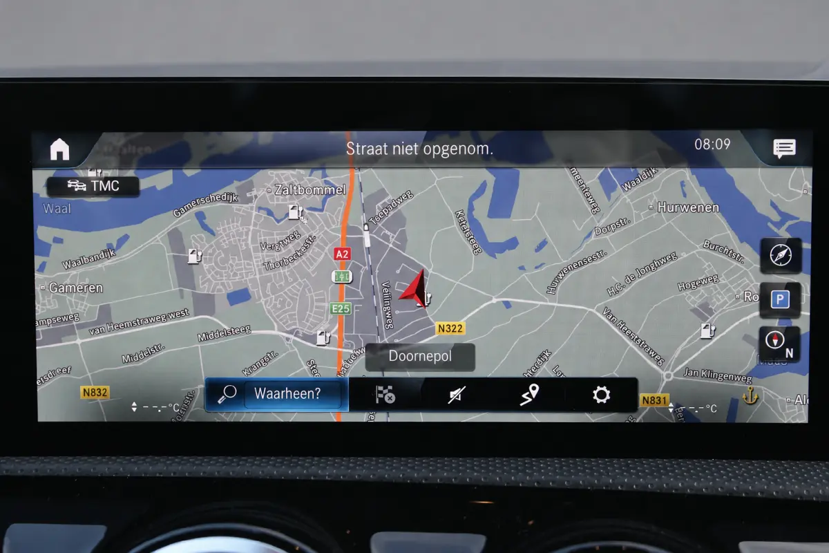 250e AUT8 Premium LEDER SFEER MULTIBEAM 360-CAMERA KEY-LESS GO TREKHAAK