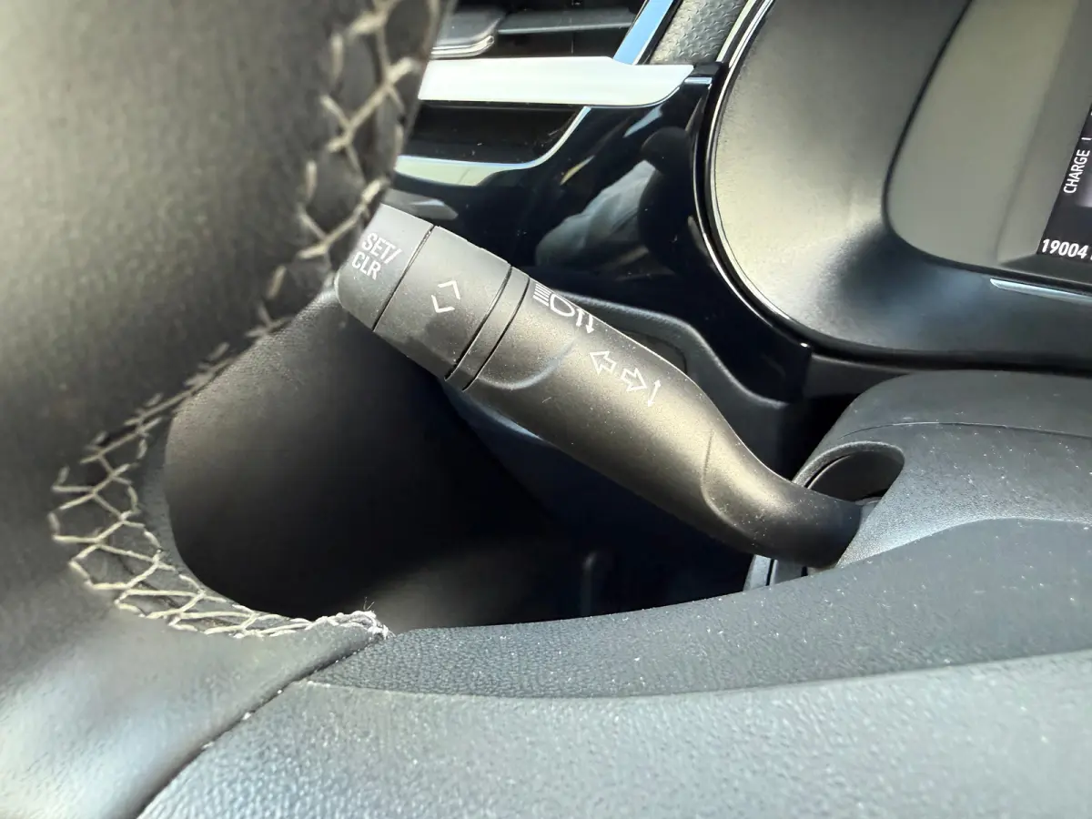 1.2 110 PK Turbo Hybrid GS | ADAPTIEVE CRUISE CONTROL| DODEHOEK DETECTIE| STUUR EN STOELVERWARMING| KEYLESS ENTRY & START| NAVIGATIE| APPLE CARPLAY/ANDROID AUTO| CAMERA + PARKEERSENSOREN| LE