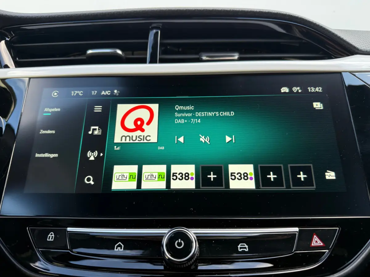 1.2 110 PK Turbo Hybrid GS | ADAPTIEVE CRUISE CONTROL| DODEHOEK DETECTIE| STUUR EN STOELVERWARMING| KEYLESS ENTRY & START| NAVIGATIE| APPLE CARPLAY/ANDROID AUTO| CAMERA + PARKEERSENSOREN| LE