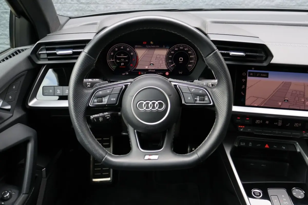 45 TFSIe (245pk) 3X S-line S3 Look B&O/LED/Alcantara/19 inch/Keyless/Sfeer