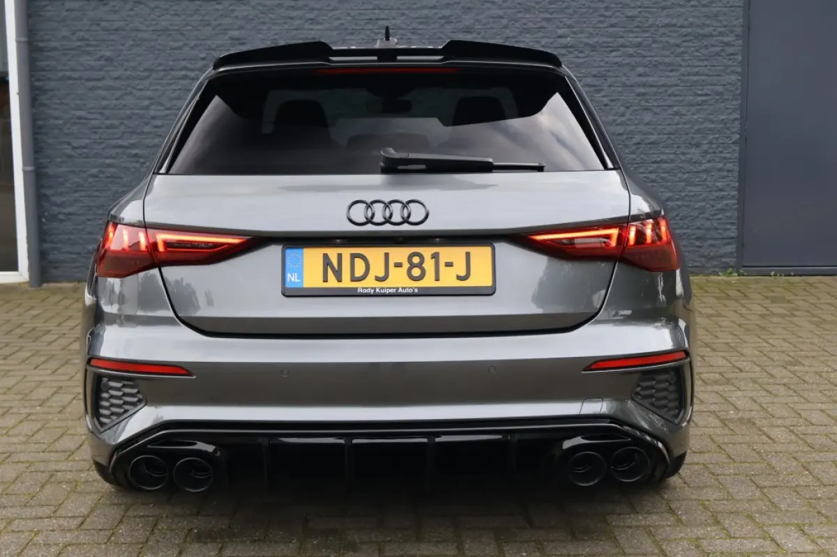 45 TFSIe (245pk) 3X S-line S3 Look B&O/LED/Alcantara/19 inch/Keyless/Sfeer