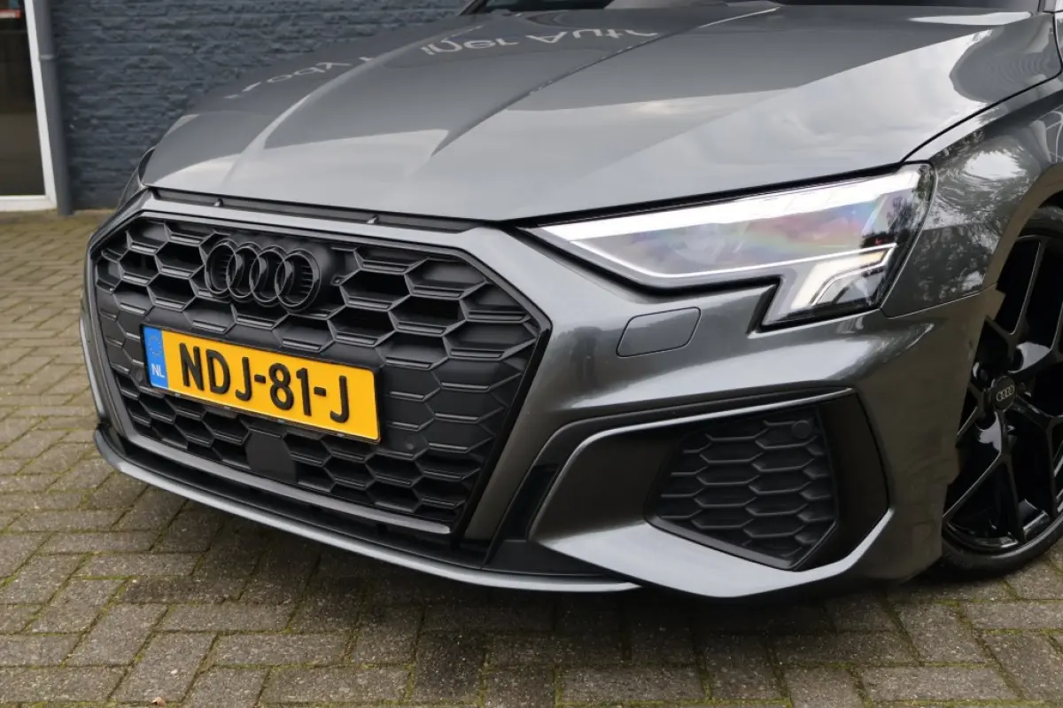 45 TFSIe (245pk) 3X S-line S3 Look B&O/LED/Alcantara/19 inch/Keyless/Sfeer