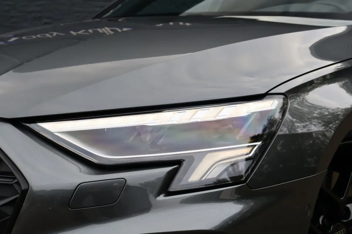 45 TFSIe (245pk) 3X S-line S3 Look B&O/LED/Alcantara/19 inch/Keyless/Sfeer