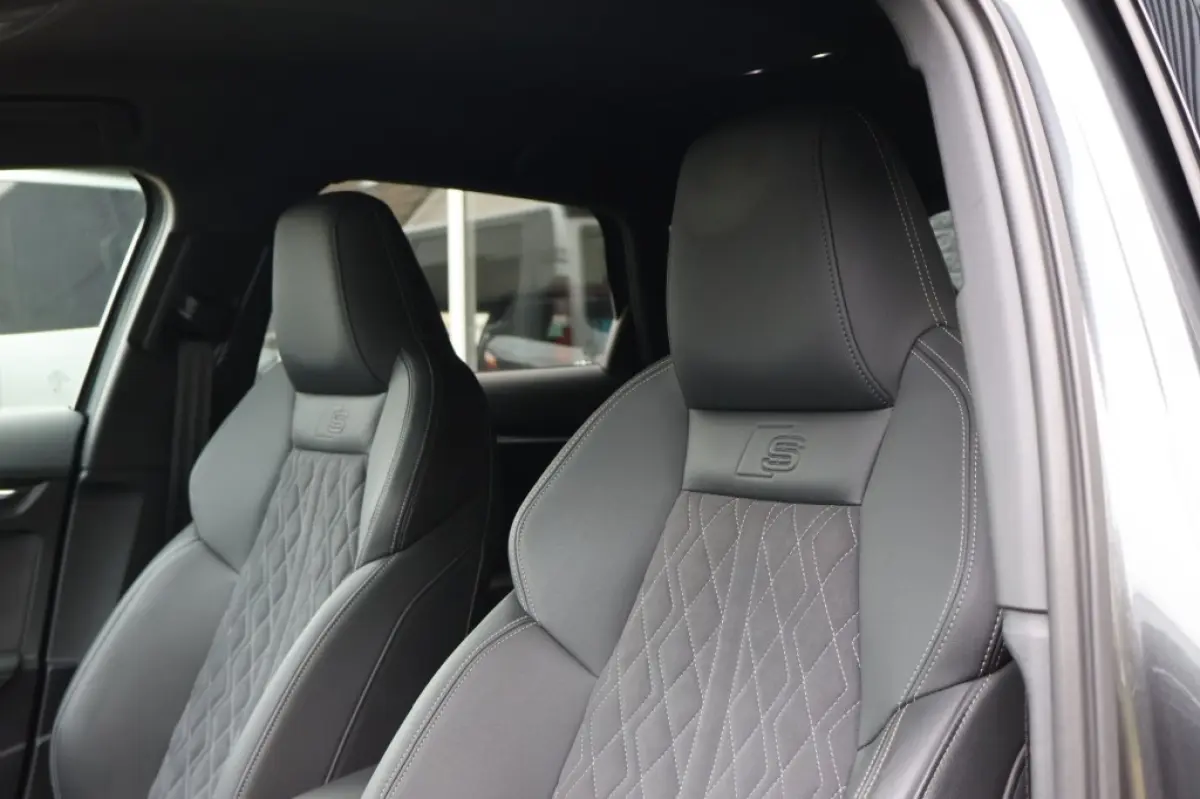 45 TFSIe (245pk) 3X S-line S3 Look B&O/LED/Alcantara/19 inch/Keyless/Sfeer