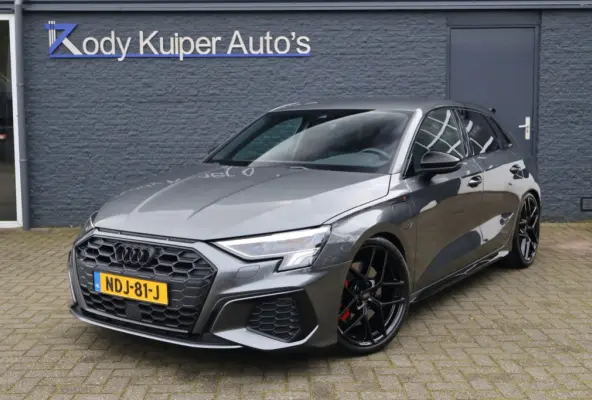 45 TFSIe (245pk) 3X S-line S3 Look B&O/LED/Alcantara/19 inch/Keyless/Sfeer
