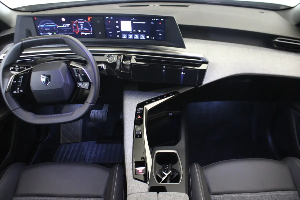 1.6 plug-in Hybrid 195 Allure |Camera|