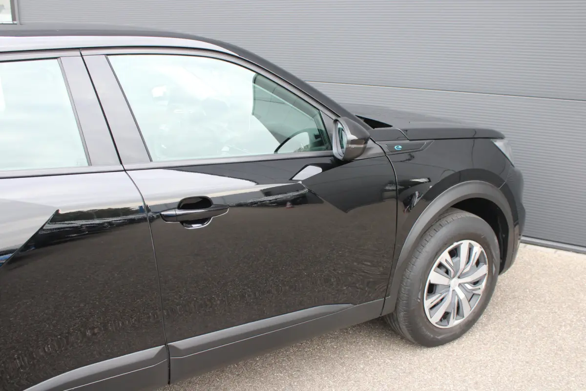EV Active 50 kWh | Fase 3 laden | SOH 94,31% | Navi by app | Apple carplay | Trekhaak | Bluetooth | NL auto | 21.000km |