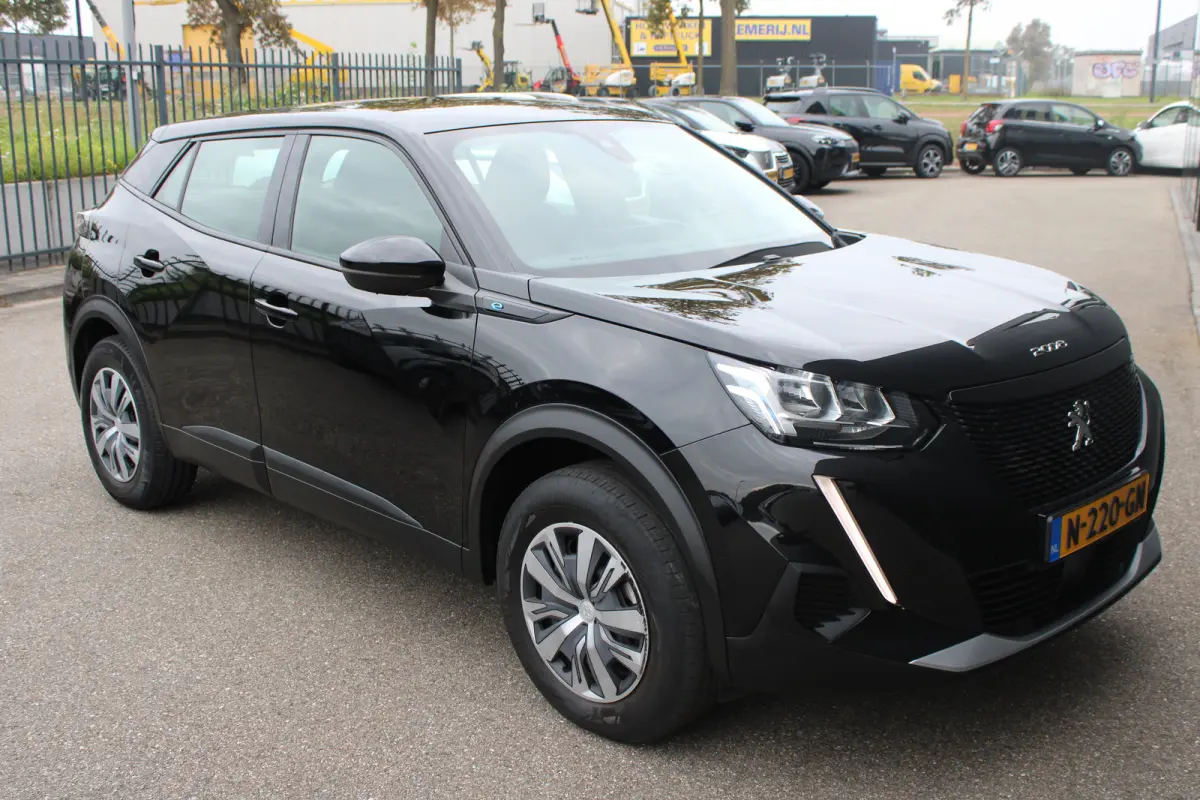 EV Active 50 kWh | Fase 3 laden | SOH 94,31% | Navi by app | Apple carplay | Trekhaak | Bluetooth | NL auto | 21.000km |