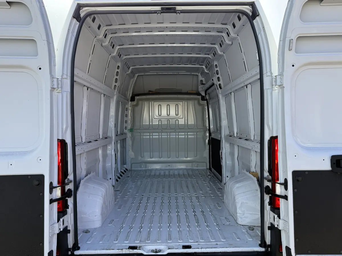 79kWh 122PK Elektrisch! L3H3 BEV Snelladen LED Airco Parkeersensoren Achter