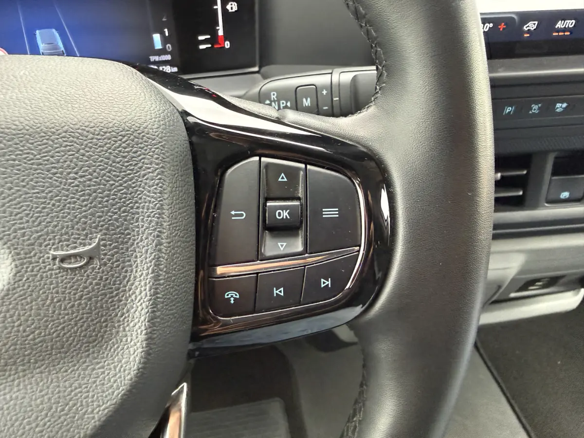 2.0 136PK L1 AWD LED Climate Control Cruise Control Carplay Camera 2,5t Trekgewicht