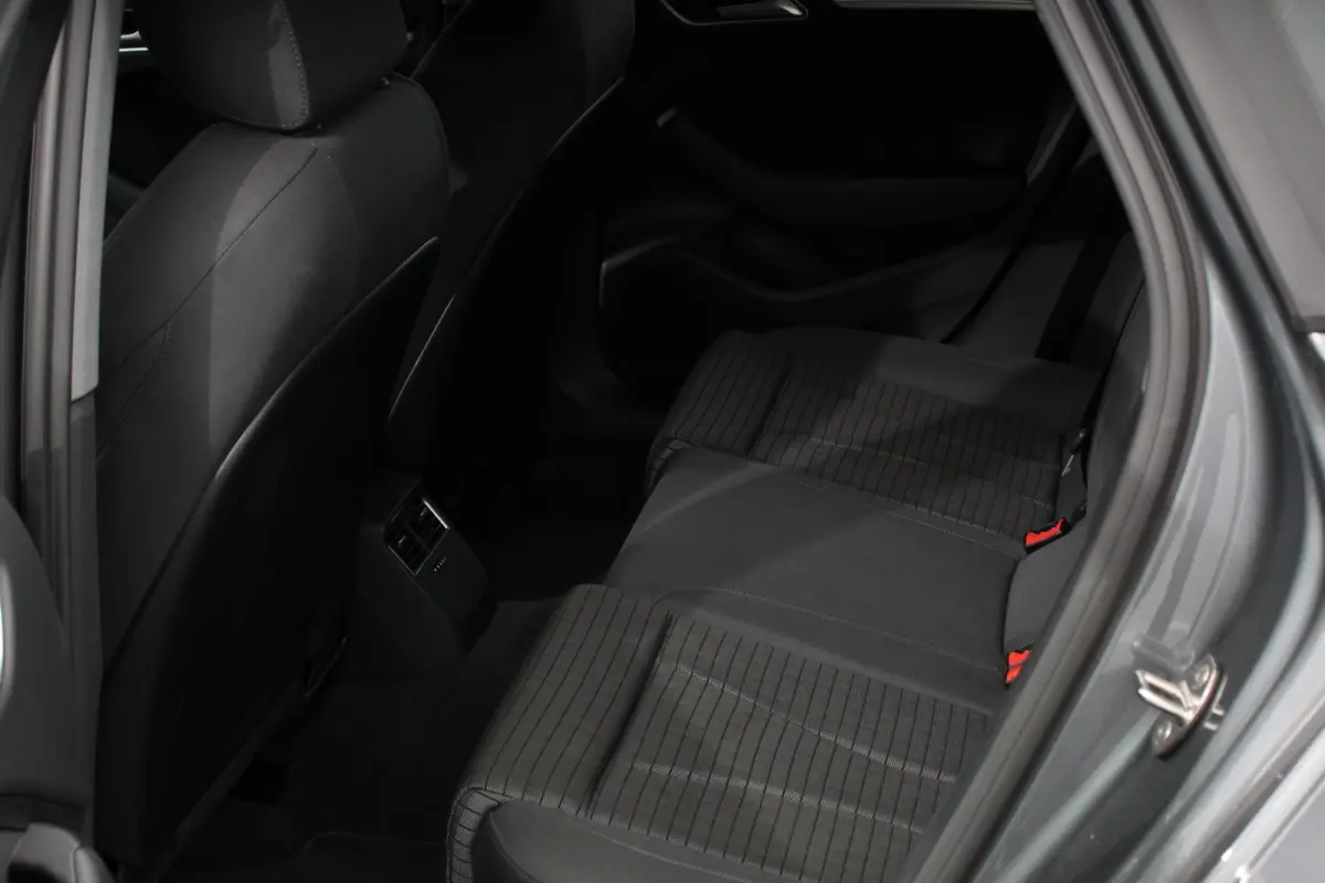 35 TFSI 150pk Automaat S-Line Sport Climate Control Parkeer sensoren Full Led Stoelverwarming Lichtmetalen Velgen