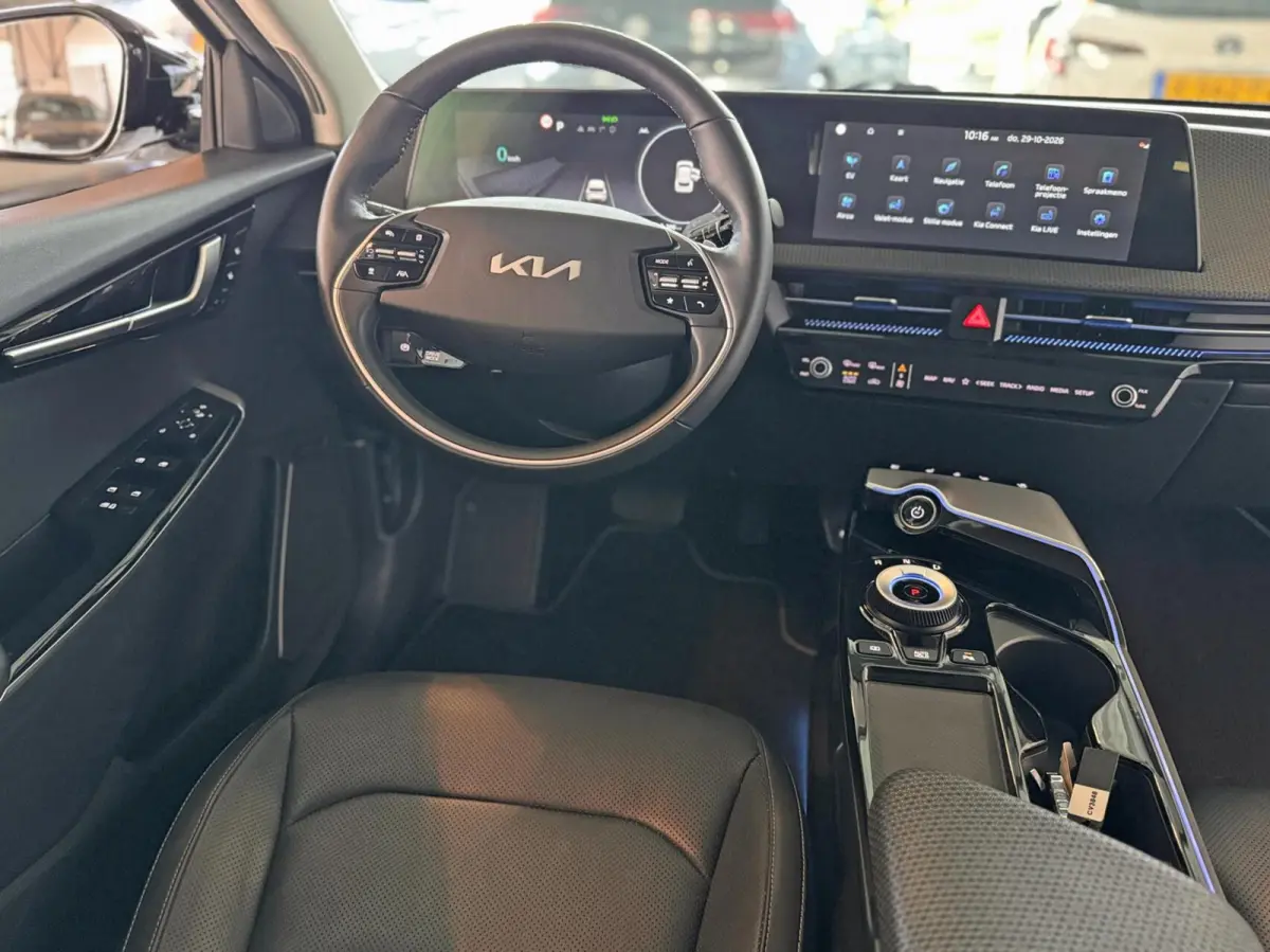 Plus 168kW/77,4 kWh RWD Plus|SoH 95,3%|Meridian Surround|