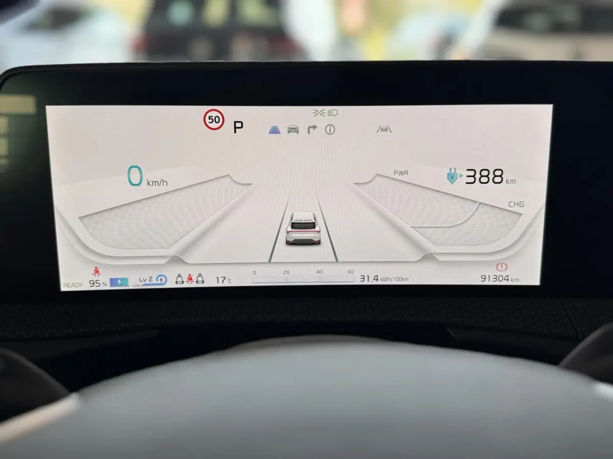 Plus 168kW/77,4 kWh RWD Plus|SoH 95,3%|Meridian Surround|