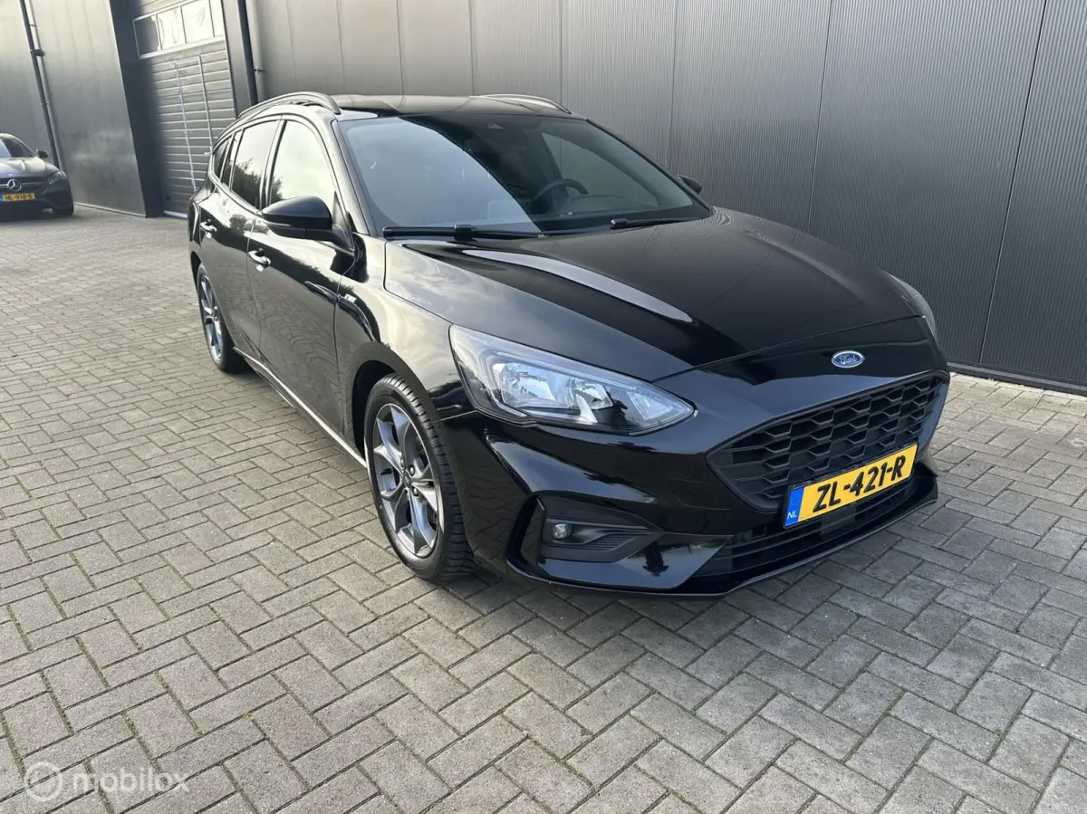1.0 EcoBoost Titanium ST-Line Automaat