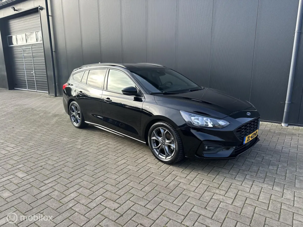 1.0 EcoBoost Titanium ST-Line Automaat