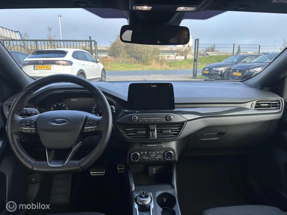 1.0 EcoBoost Titanium ST-Line Automaat