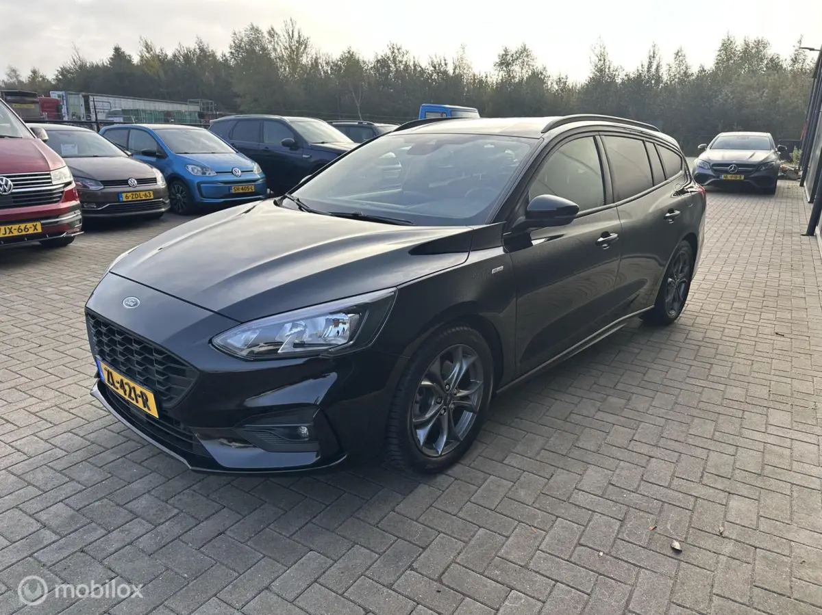 1.0 EcoBoost Titanium ST-Line Automaat