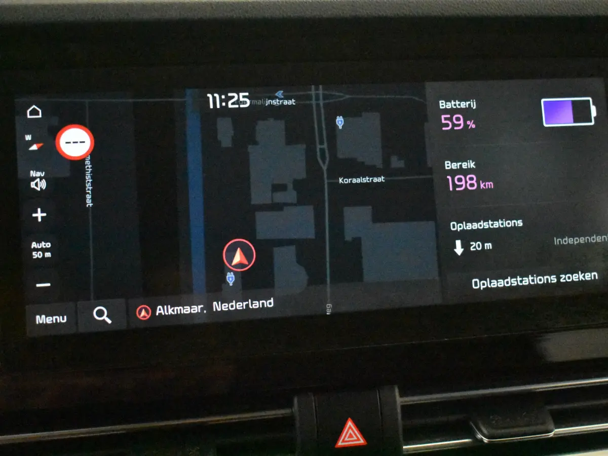 DynamicLine 64 kWh 204PK | Achteruitrijcamera | PDC | Navi | DAB |Keyless entry start  | Cruise contr adapt | Climate contr | 17"LMV