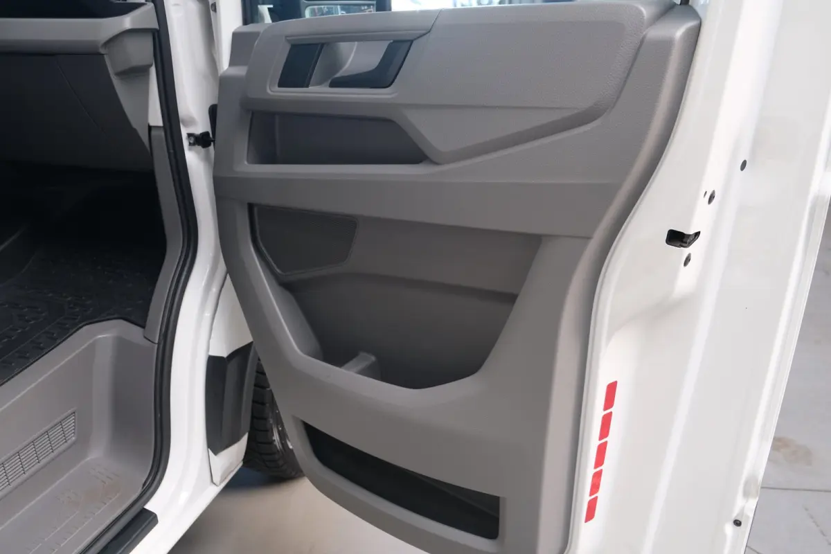 35 2.0 TDI 140pk L3H1 Highline - N.A.P. Airco, Cruise, Navi, PDC, Standkachel, Carplay, Camera, Trekhaak.