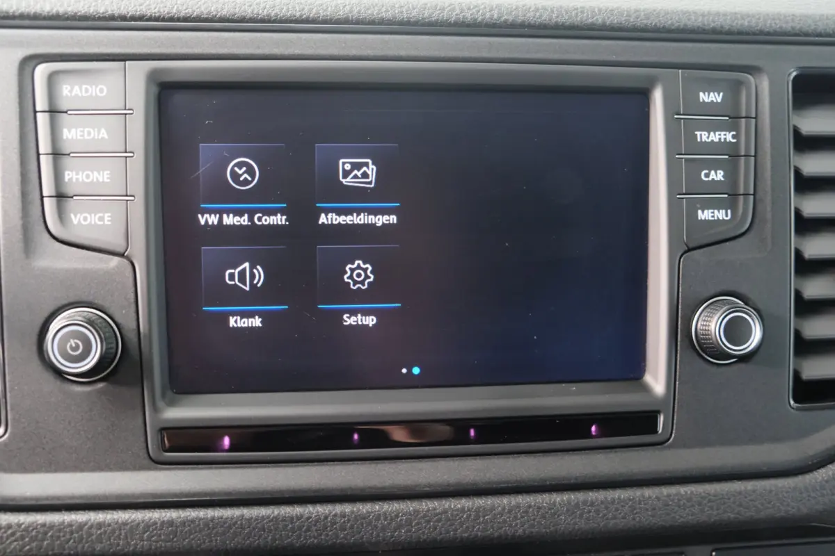 35 2.0 TDI 140pk L3H1 Highline - N.A.P. Airco, Cruise, Navi, PDC, Standkachel, Carplay, Camera, Trekhaak.