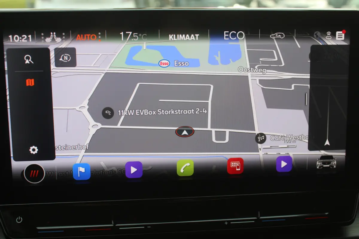 1.4 TSI e-Hybrid Essential Cruise control adaptief l stuur verwarmd l Voorstoelen verwarmd l Apple Carplay/Android Auto