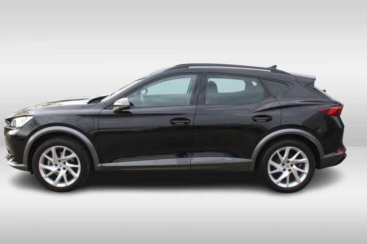 1.4 TSI e-Hybrid Essential Cruise control adaptief l stuur verwarmd l Voorstoelen verwarmd l Apple Carplay/Android Auto