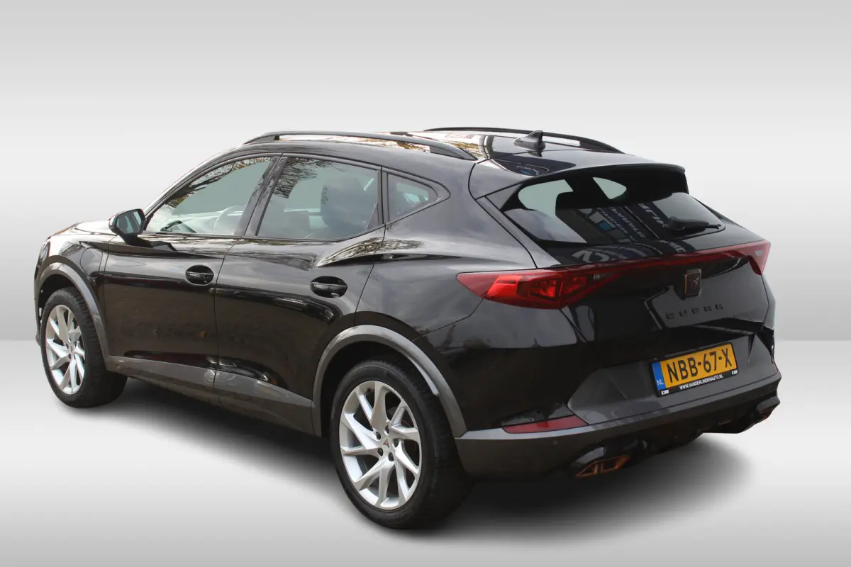 1.4 TSI e-Hybrid Essential Cruise control adaptief l stuur verwarmd l Voorstoelen verwarmd l Apple Carplay/Android Auto