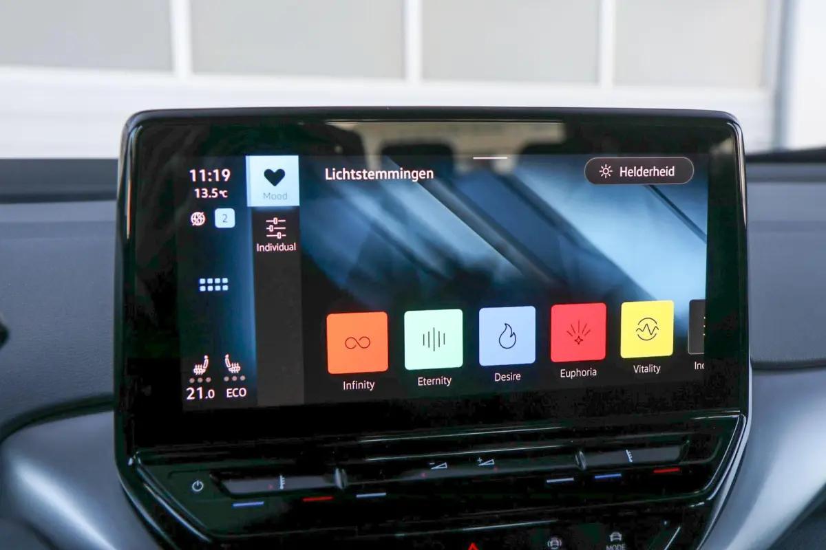 204pk Life 77 kWh | SoH 93% | Navigatie | App Connect | Stoelverwarming