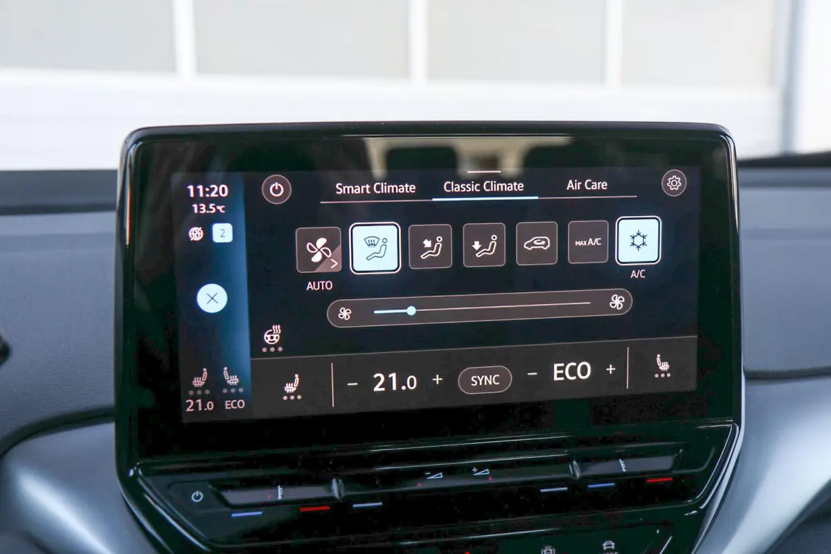 204pk Life 77 kWh | SoH 93% | Navigatie | App Connect | Stoelverwarming