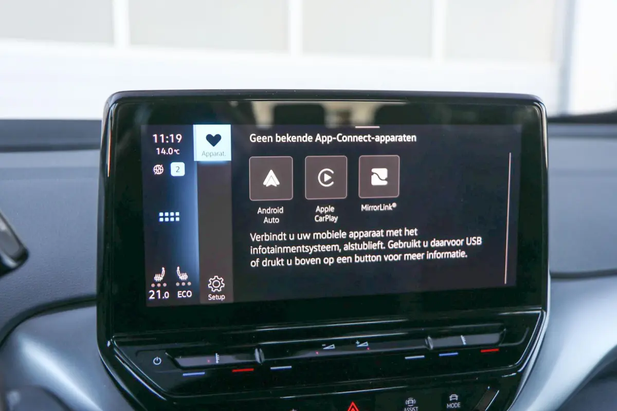 204pk Life 77 kWh | SoH 93% | Navigatie | App Connect | Stoelverwarming