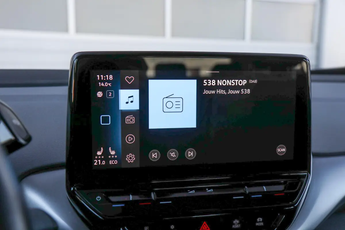 204pk Life 77 kWh | SoH 93% | Navigatie | App Connect | Stoelverwarming
