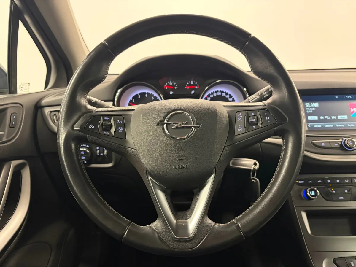 1.2 Business Edition*NAP*Camera*Trekhaak*Cruise-Control*PDC*Led*
