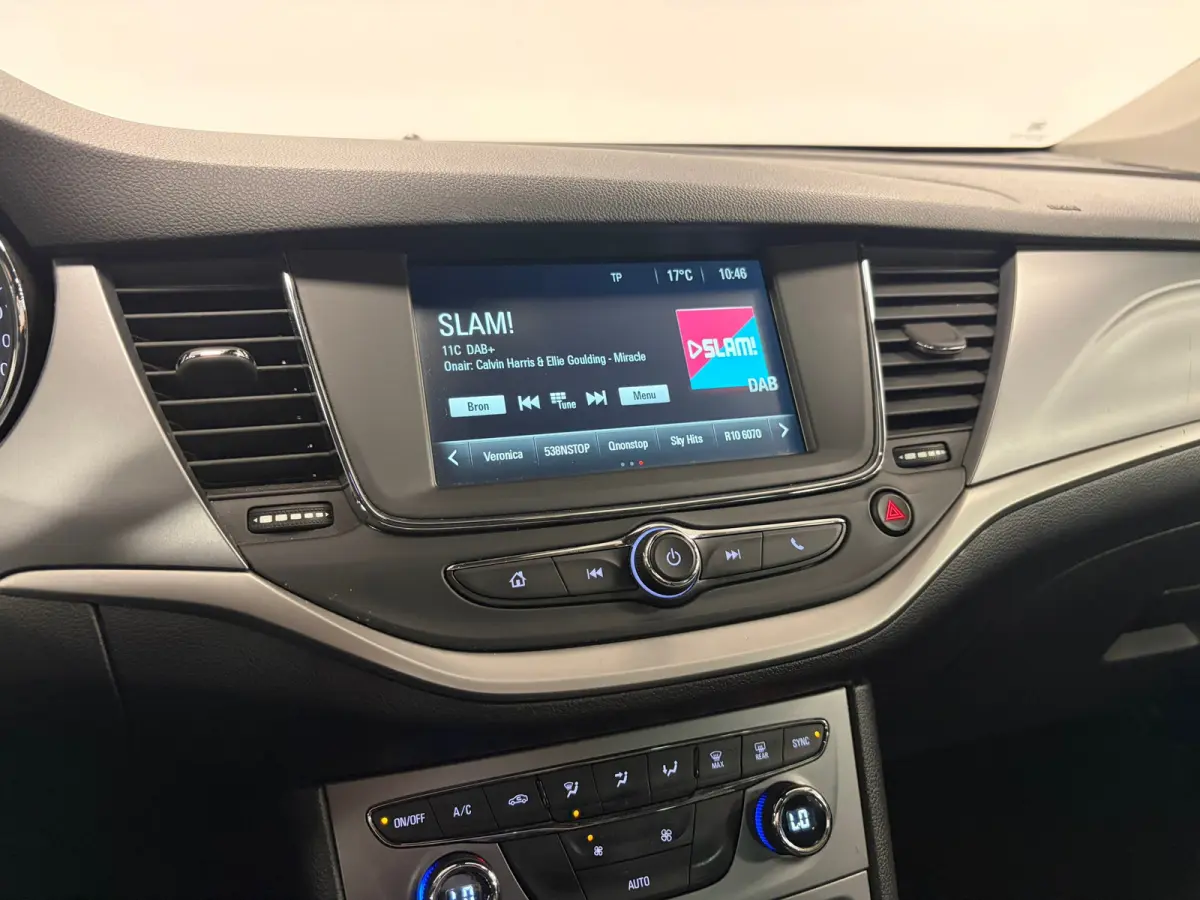 1.2 Business Edition*NAP*Camera*Trekhaak*Cruise-Control*PDC*Led*