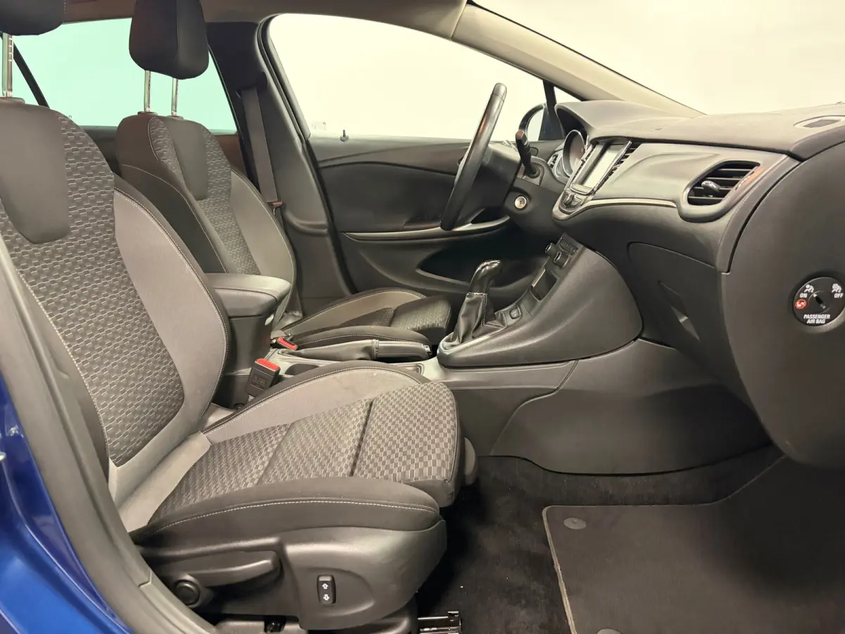 1.2 Business Edition*NAP*Camera*Trekhaak*Cruise-Control*PDC*Led*