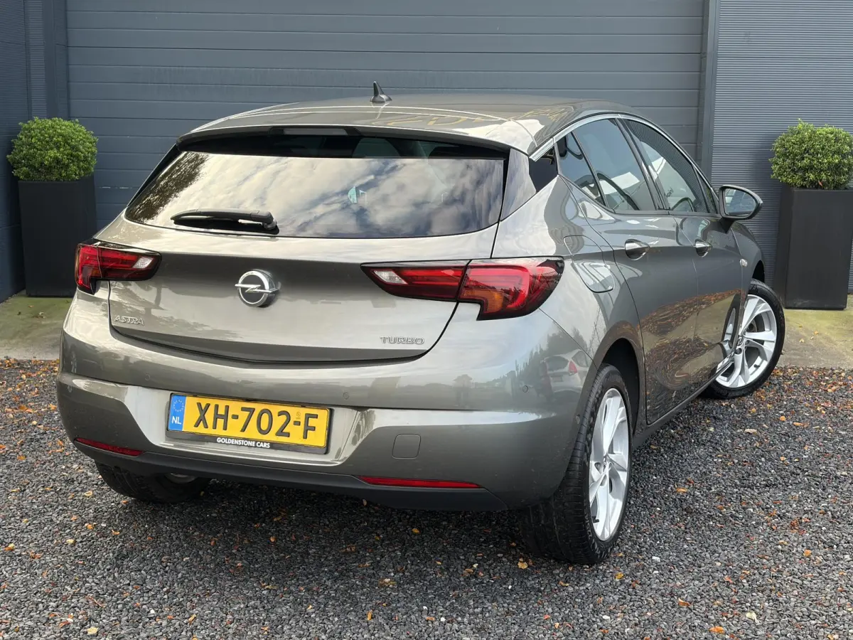 1.4 Innovation ✓2e Eigenaar✓Carplay✓Keyless✓Camera✓Halfleder✓Navi✓Clima✓Cruise✓150pk✓Pdc V+A✓Rijstrooksensor✓6 Bak✓Dodehoeksensor✓17''Lm velgen✓Recent Beurt geh