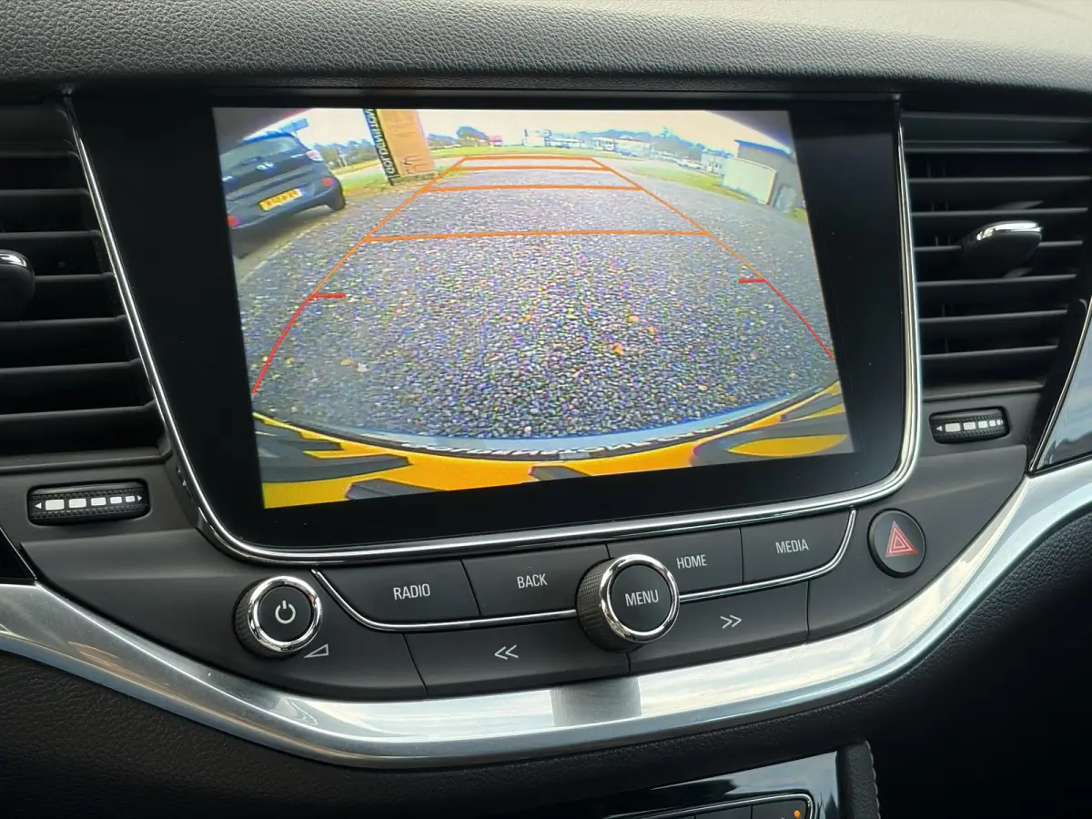 1.4 Innovation ✓2e Eigenaar✓Carplay✓Keyless✓Camera✓Halfleder✓Navi✓Clima✓Cruise✓150pk✓Pdc V+A✓Rijstrooksensor✓6 Bak✓Dodehoeksensor✓17''Lm velgen✓Recent Beurt geh