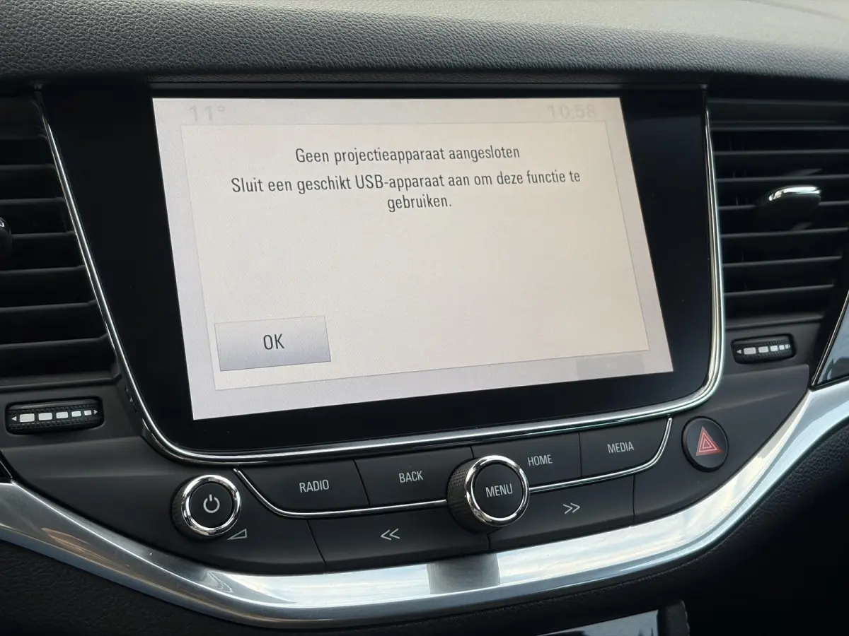 1.4 Innovation ✓2e Eigenaar✓Carplay✓Keyless✓Camera✓Halfleder✓Navi✓Clima✓Cruise✓150pk✓Pdc V+A✓Rijstrooksensor✓6 Bak✓Dodehoeksensor✓17''Lm velgen✓Recent Beurt geh