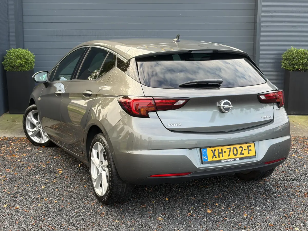 1.4 Innovation ✓2e Eigenaar✓Carplay✓Keyless✓Camera✓Halfleder✓Navi✓Clima✓Cruise✓150pk✓Pdc V+A✓Rijstrooksensor✓6 Bak✓Dodehoeksensor✓17''Lm velgen✓Recent Beurt geh
