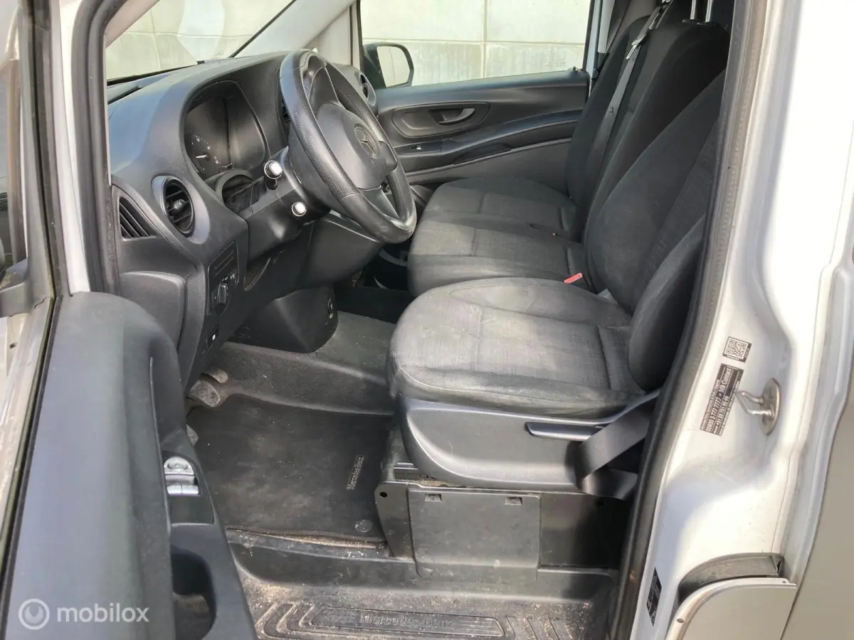 111 CDI Lang AIRCO € 5750,- + 21% BTW / TAX