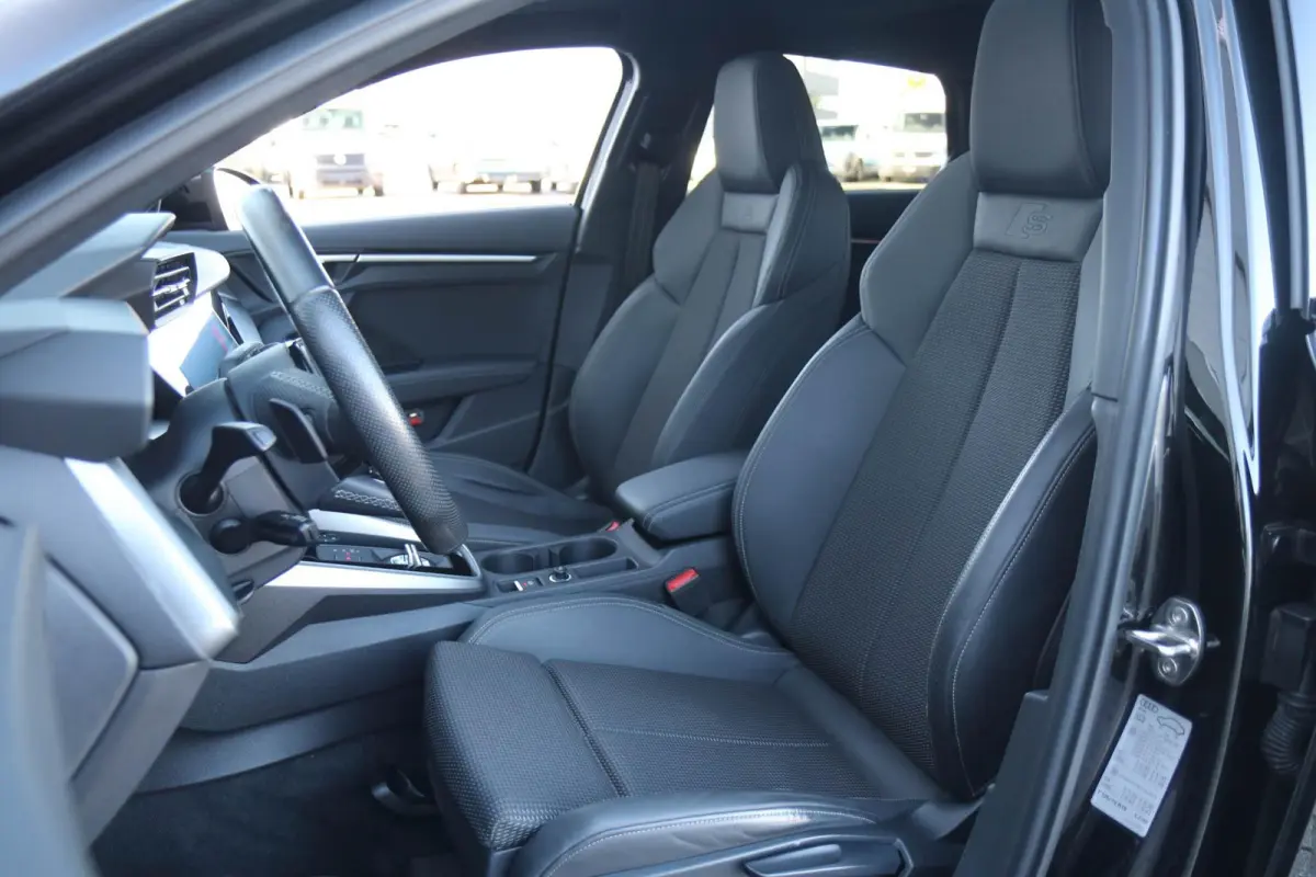 35 TFSI 150pk S-tronic S edition | Panoramadak | Trekhaak | 18'' Audi Sport Velgen