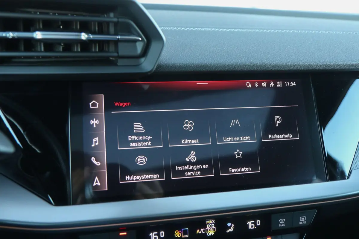 35 TFSI 150pk S-tronic S edition | Panoramadak | Trekhaak | 18'' Audi Sport Velgen